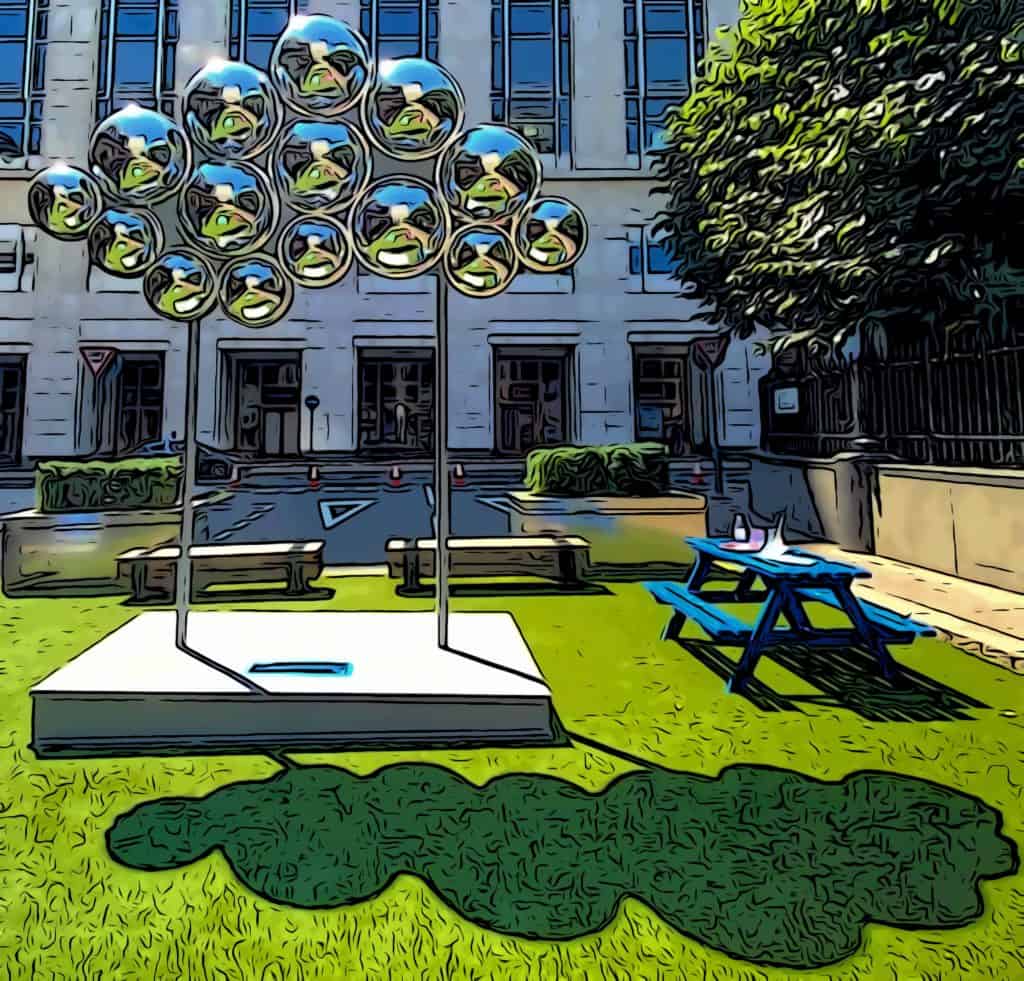 Mirrored exhibit Summer Cloud by Tine Bech Studio at Canary Wharf Cabot Square